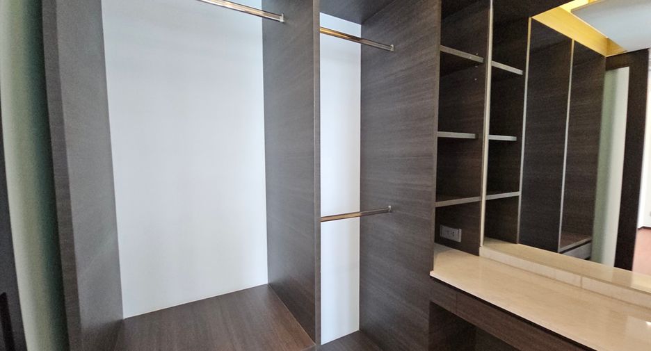 À vendre 4 chambres condo à Pathum Wan, Bangkok