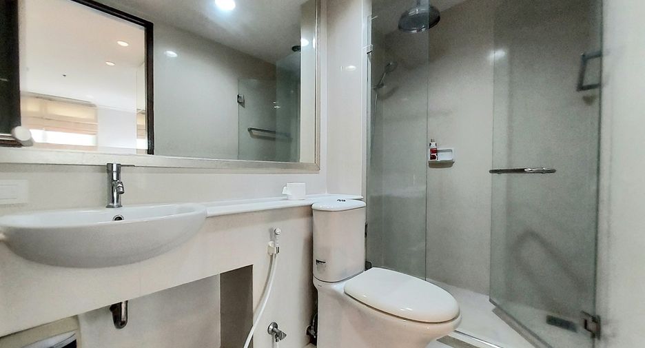 À vendre 2 chambres condo à Watthana, Bangkok