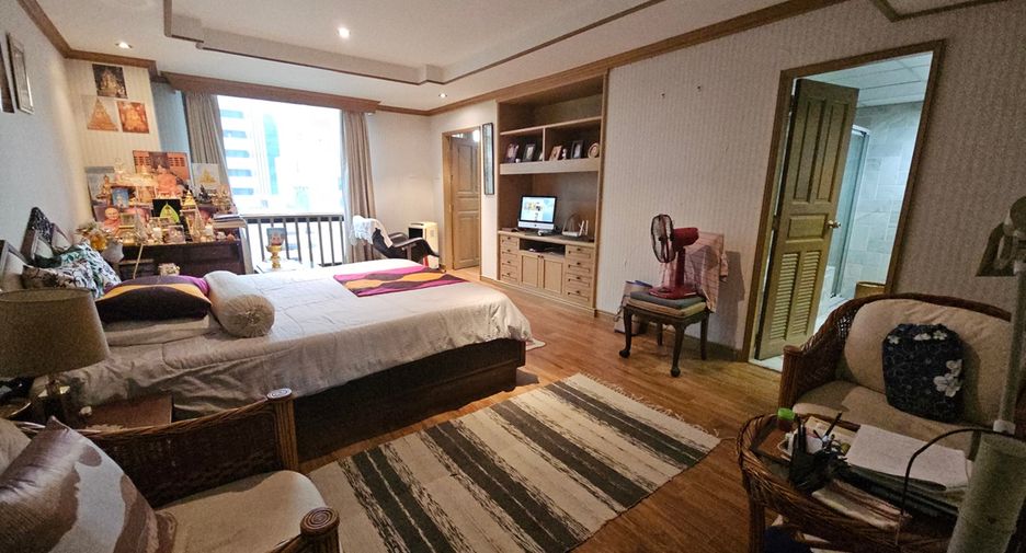 For sale 3 bedrooms condo in Pathum Wan, Bangkok