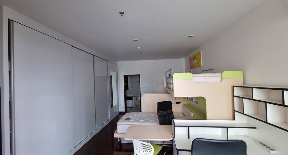 Condo en venta de 4 habitaciones en Watthana, Bangkok