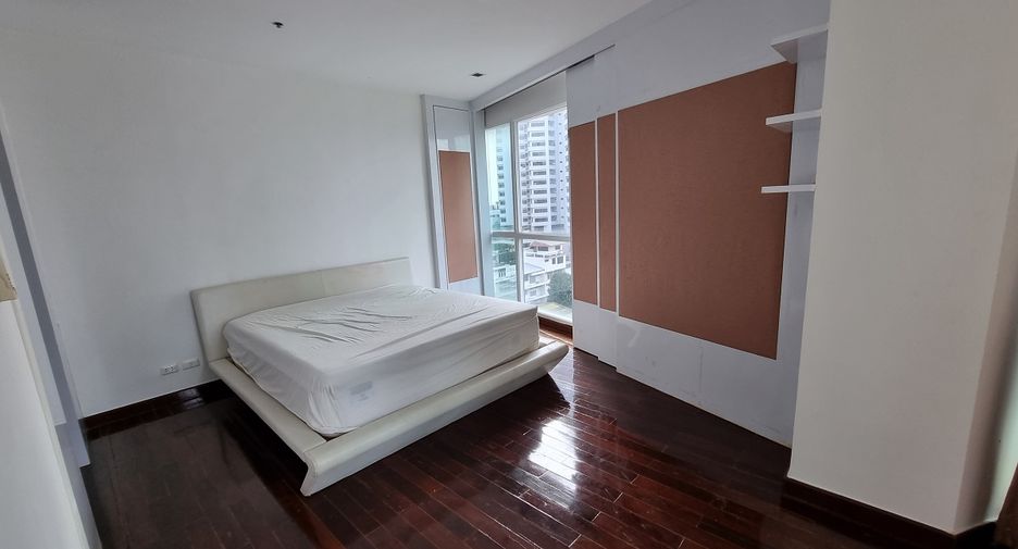 Condo en venta de 4 habitaciones en Watthana, Bangkok