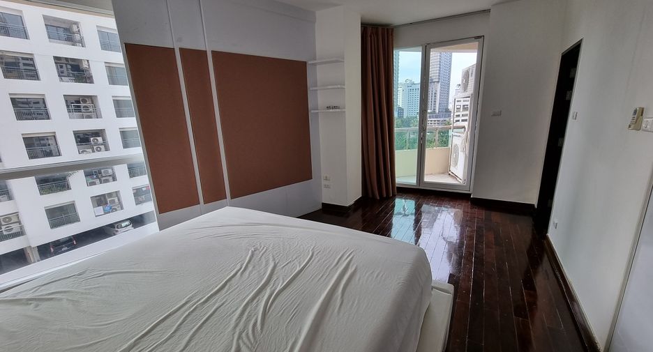 Condo en venta de 4 habitaciones en Watthana, Bangkok