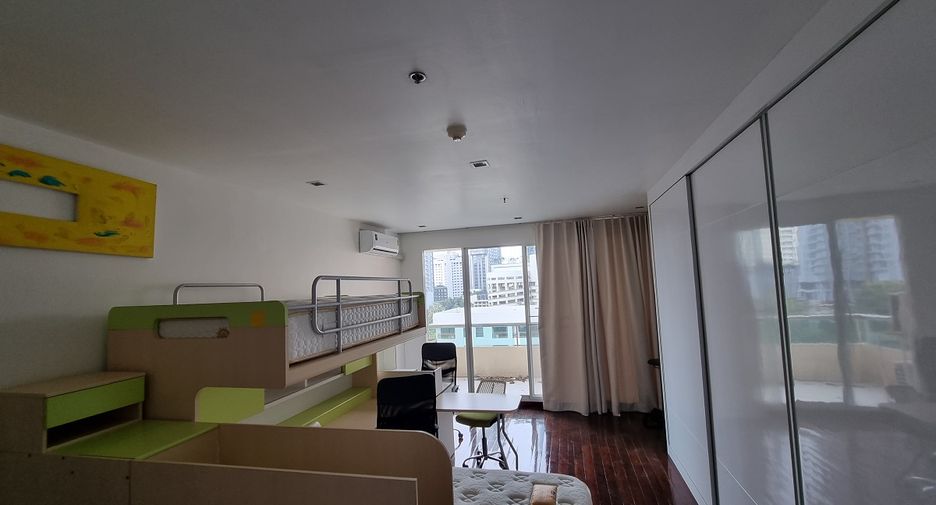 Condo en venta de 4 habitaciones en Watthana, Bangkok