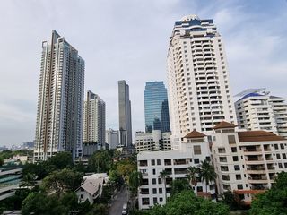 Condo en venta de 4 habitaciones en Watthana, Bangkok