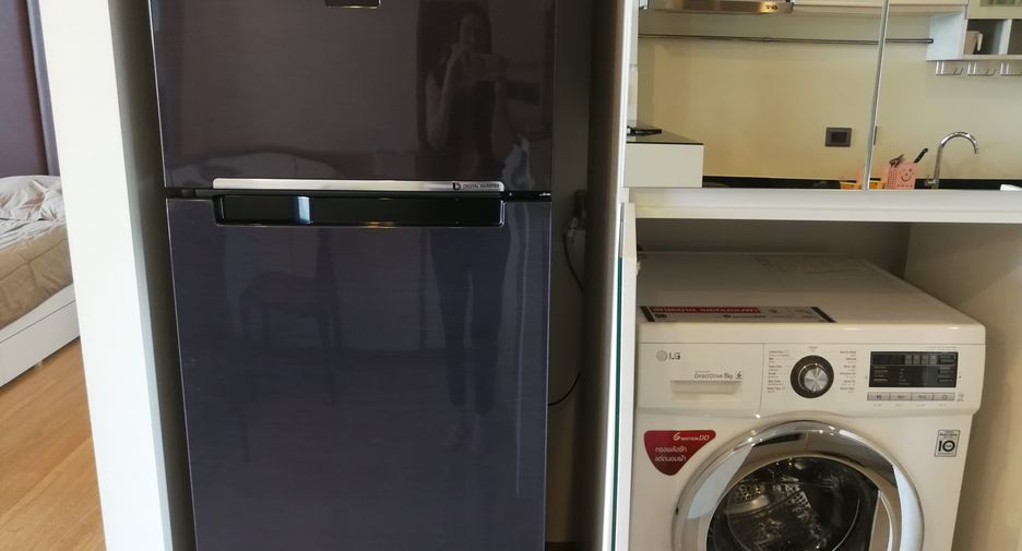For sale 1 bed condo in Huai Khwang, Bangkok