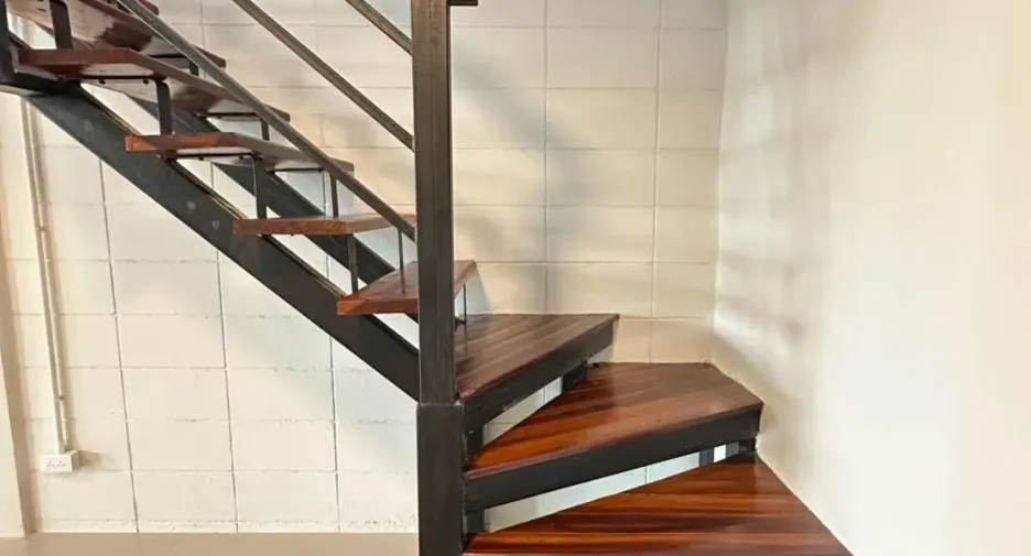 For sale 2 bedrooms townhouse in San Kamphaeng, Chiang Mai