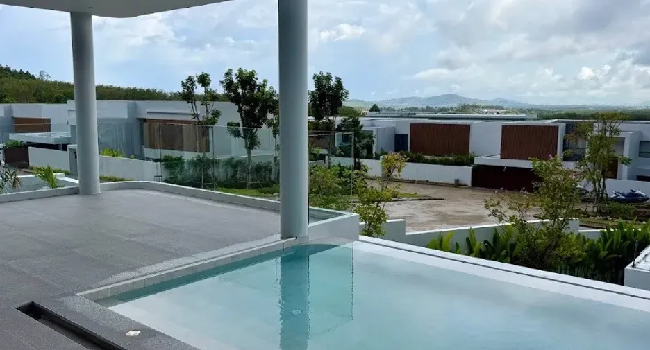 Villa en venta de 4 habitaciones en Thalang, Phuket