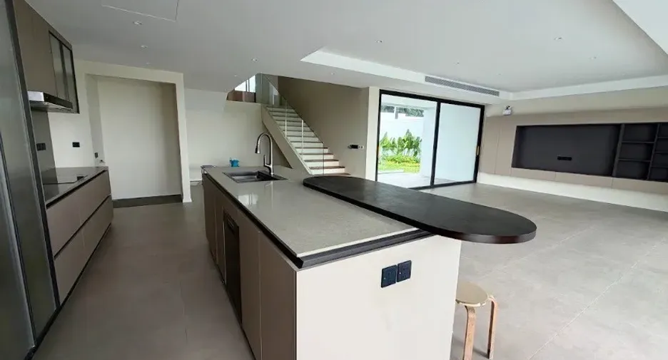 Villa en venta de 4 habitaciones en Thalang, Phuket
