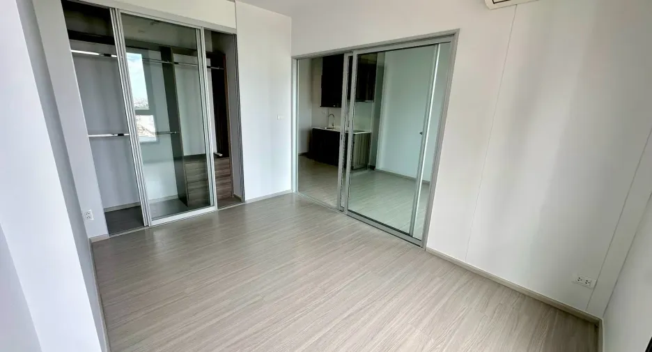 À vendre 1 chambre condo à Phasi Charoen, Bangkok