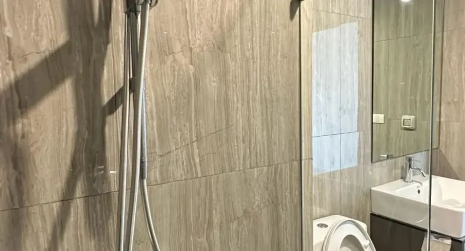 À vendre 1 chambre condo à Phasi Charoen, Bangkok