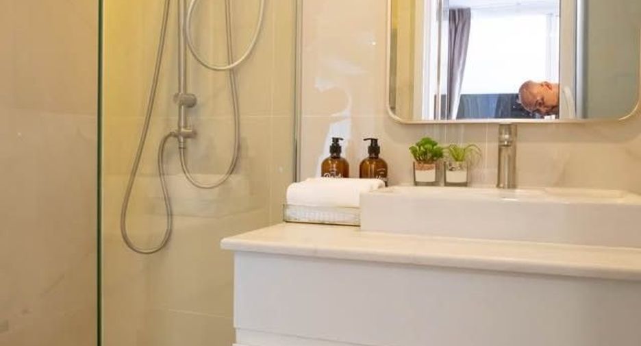 Apartamento en alquiler de 2 habitaciones en Ratchathewi, Bangkok