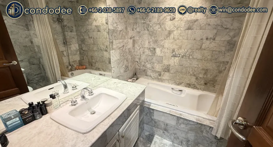 For sale 3 ベッドルーム condo in Chatuchak, Bangkok