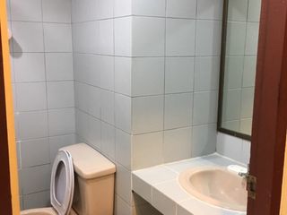 Продажа 2 спальни кондо в Кхлонг Тоеи, Бангкок