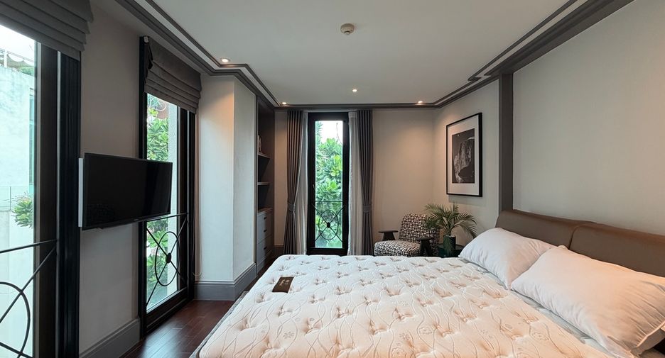 Condo en venta de 2 habitaciones en Yan Nawa, Bangkok