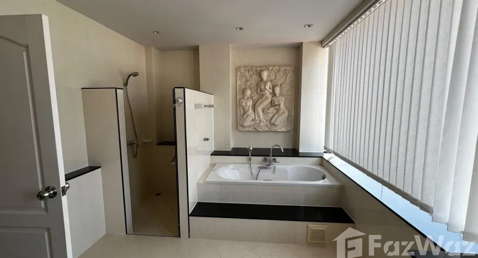 Condo en venta de 3 habitaciones en Kathu, Phuket