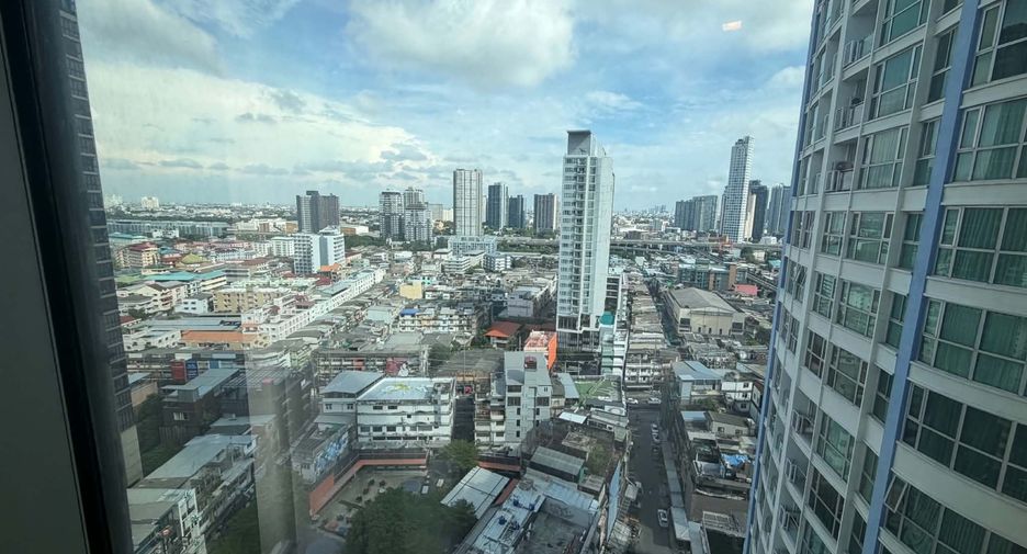 For sale 1 bed condo in Khlong Toei, Bangkok