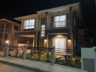出租 3 卧室 独立屋 在 San Kamphaeng, Chiang Mai