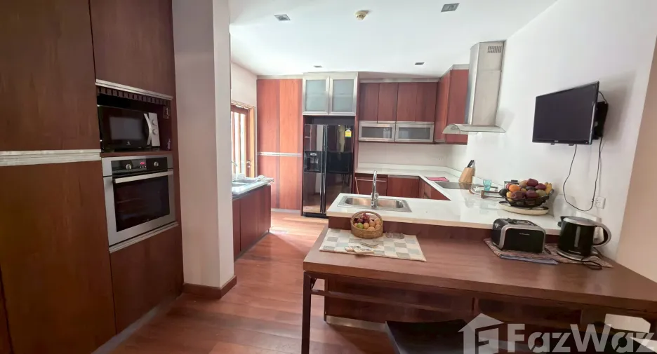Haus zum Kauf mit 4 Zimmer in Mueang Chiang Mai, Chiang Mai