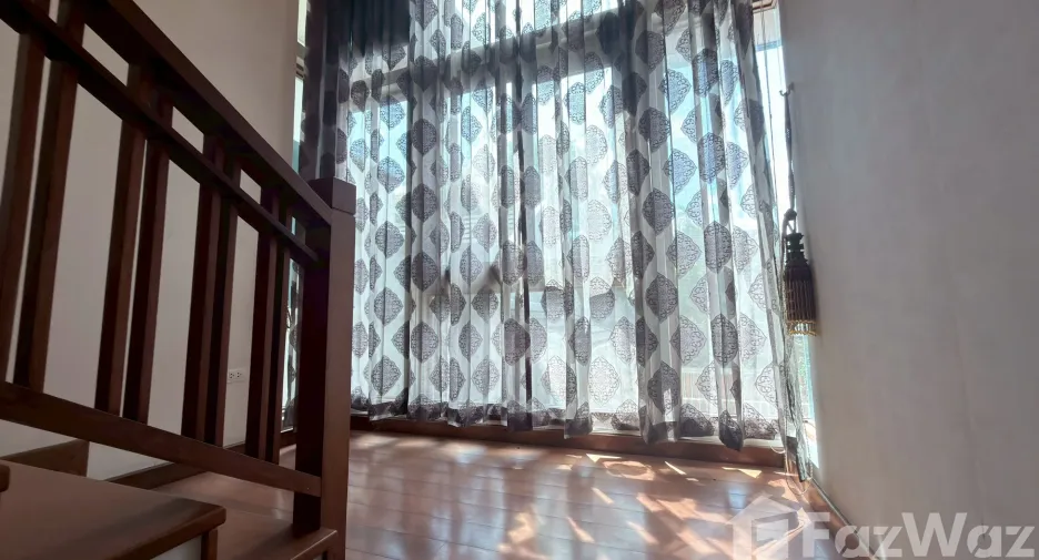 Haus zum Kauf mit 4 Zimmer in Mueang Chiang Mai, Chiang Mai