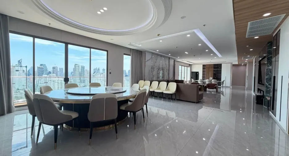 Condo en venta de 4 habitaciones en Watthana, Bangkok