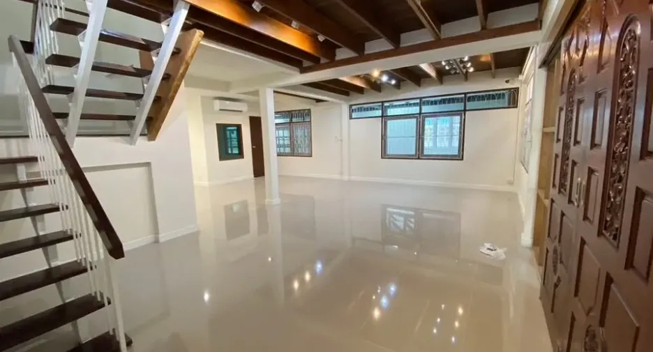 For rent 6 ベッドルーム house in Suan Luang, Bangkok