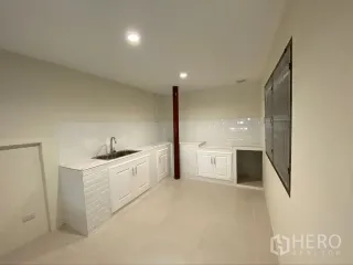 For rent 6 ベッドルーム house in Suan Luang, Bangkok