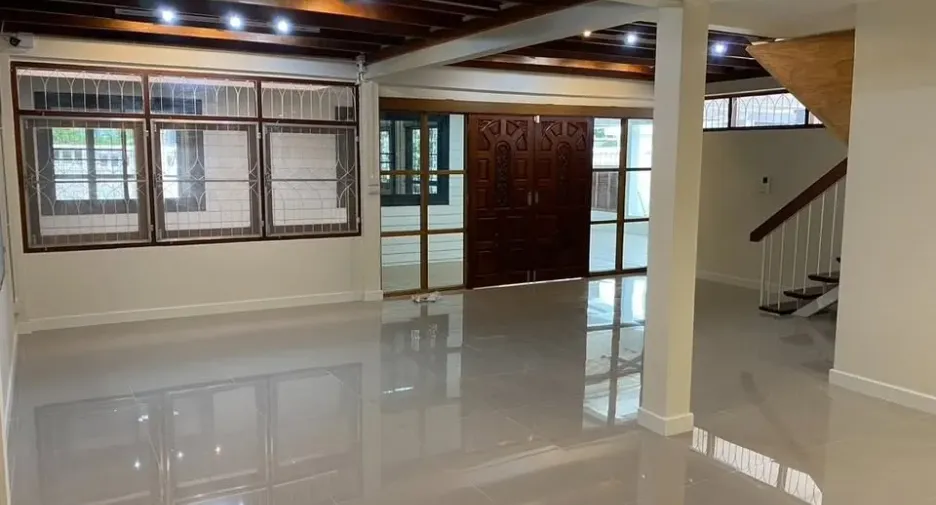 For rent 6 ベッドルーム house in Suan Luang, Bangkok