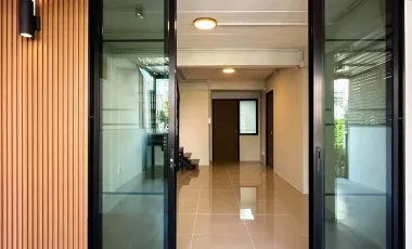 For sale 2 bedrooms townhouse in San Kamphaeng, Chiang Mai