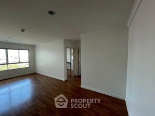 Condo en venta de 2 habitaciones en Huai Khwang, Bangkok