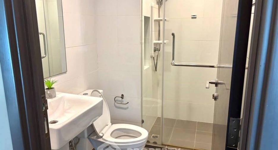Condo en alquiler y en venta de 2 habitaciones en Watthana, Bangkok