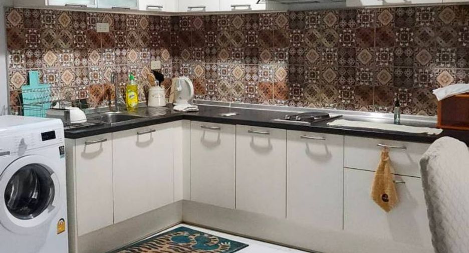 For rent 1 bed condo in Khlong Toei, Bangkok