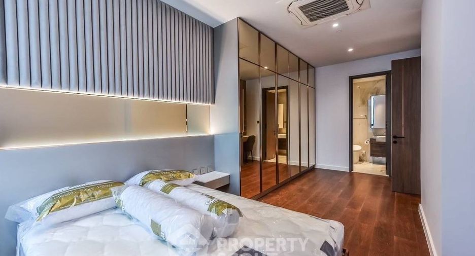 For rent 1 bed condo in Sathon, Bangkok