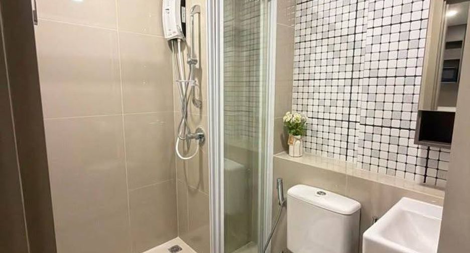 Wohnung zur Miete mit 1 Zimmer in Bangkok Yai, Bangkok