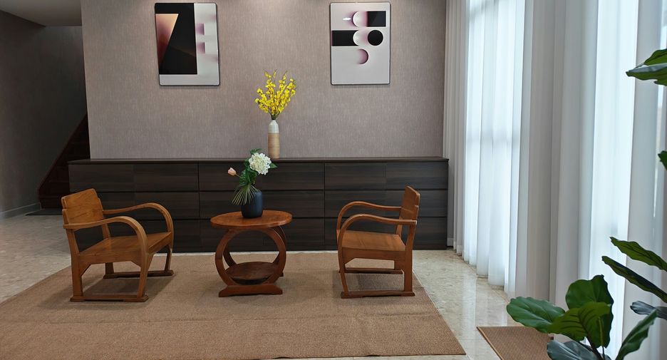 Casa en alquiler de 5 habitaciones en Bang Bon, Bangkok
