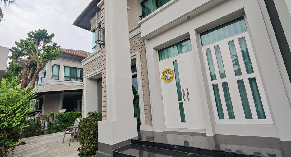 Casa en alquiler de 5 habitaciones en Bang Bon, Bangkok