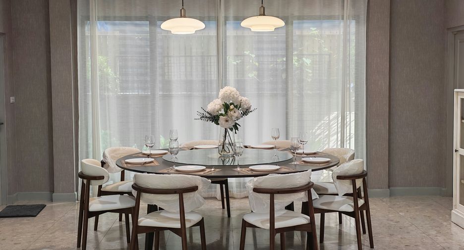 Casa en alquiler de 5 habitaciones en Bang Bon, Bangkok