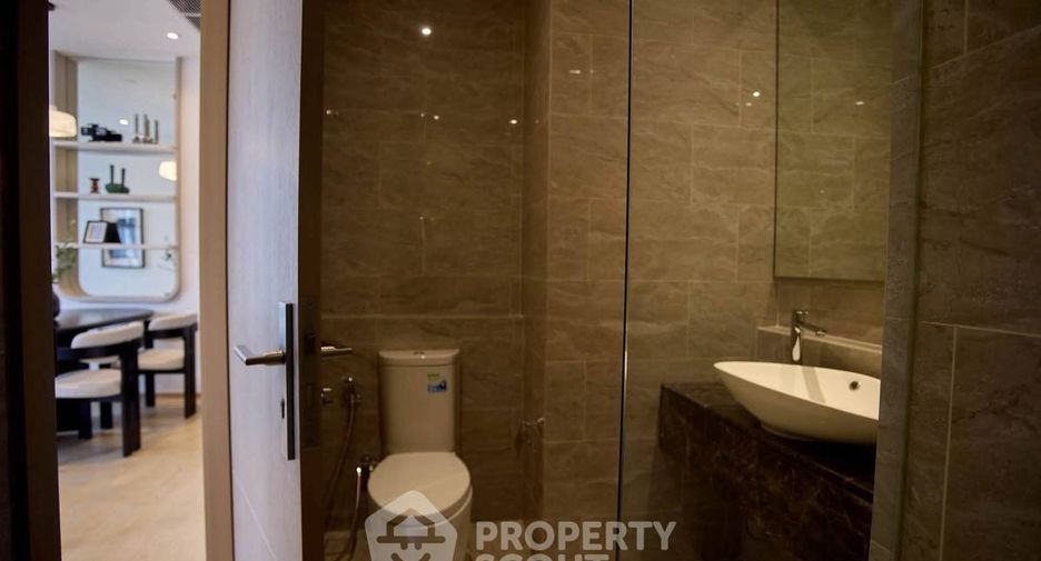 For rent 1 bed condo in Huai Khwang, Bangkok
