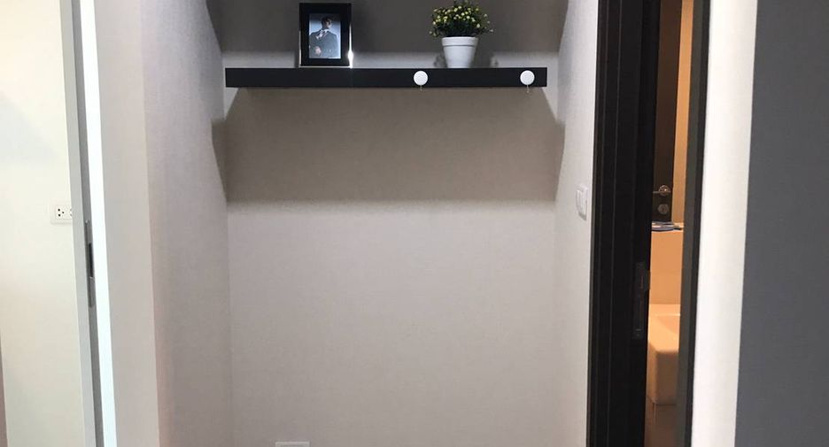 À vendre 1 chambre condo à Sathon, Bangkok