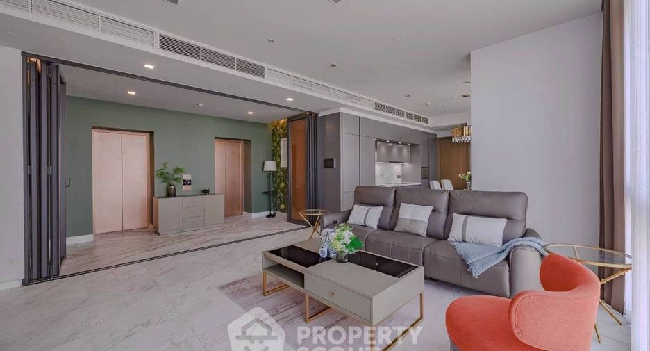 For sale 2 bedrooms condo in Watthana, Bangkok