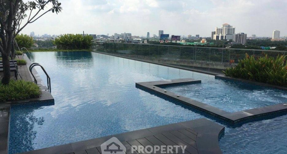 À vendre 1 chambre condo à Bang Sue, Bangkok