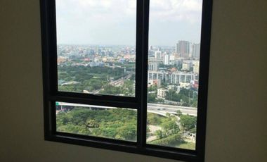 À vendre 1 chambre condo à Bang Sue, Bangkok