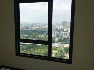 À vendre 1 chambre condo à Bang Sue, Bangkok