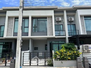 Reihenhaus zum Kauf mit 3 Zimmer in Sai Mai, Bangkok