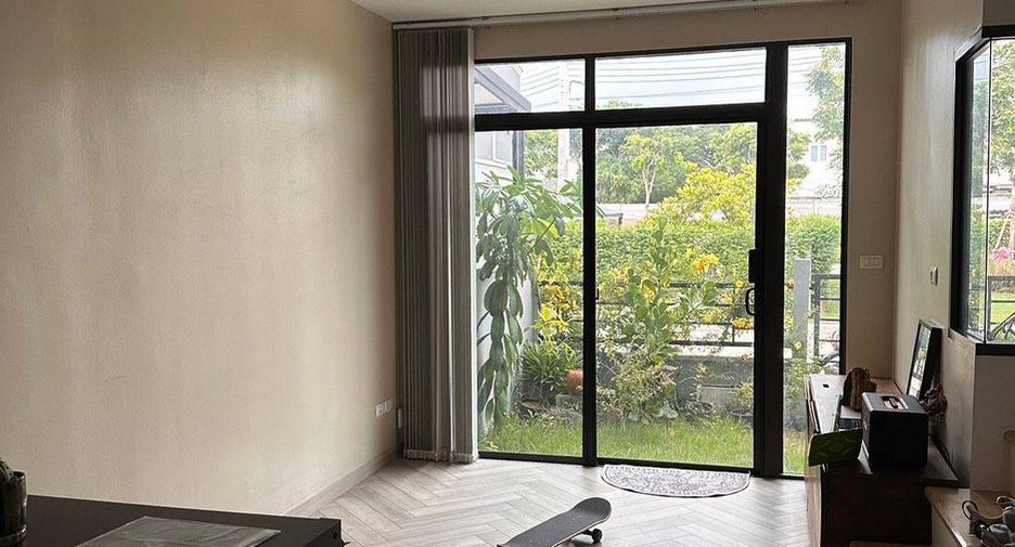 Reihenhaus zum Kauf mit 3 Zimmer in Sai Mai, Bangkok