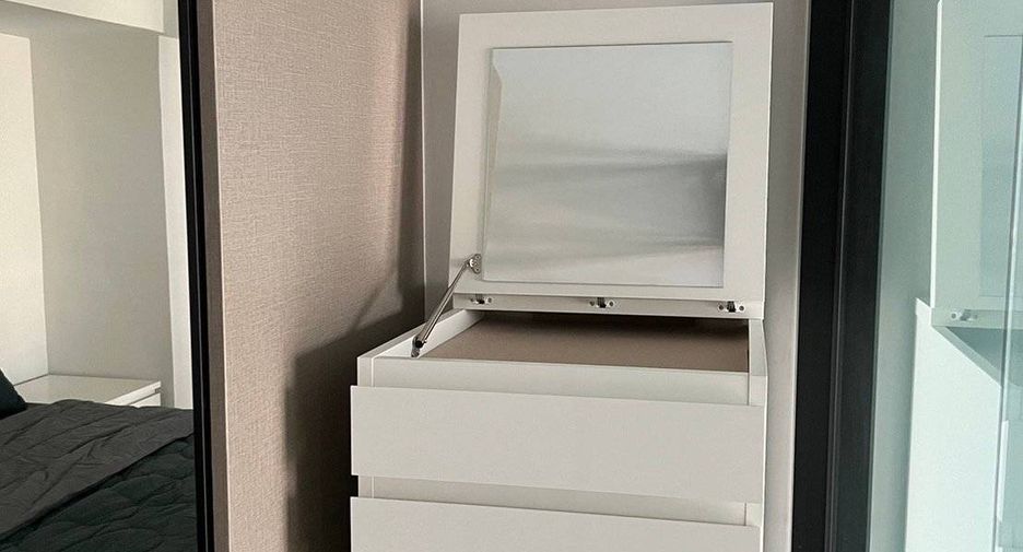 À vendre 1 chambre condo à Huai Khwang, Bangkok