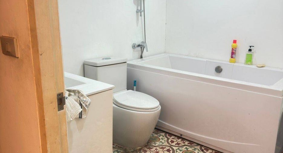 Condo en venta de 2 habitaciones en Watthana, Bangkok