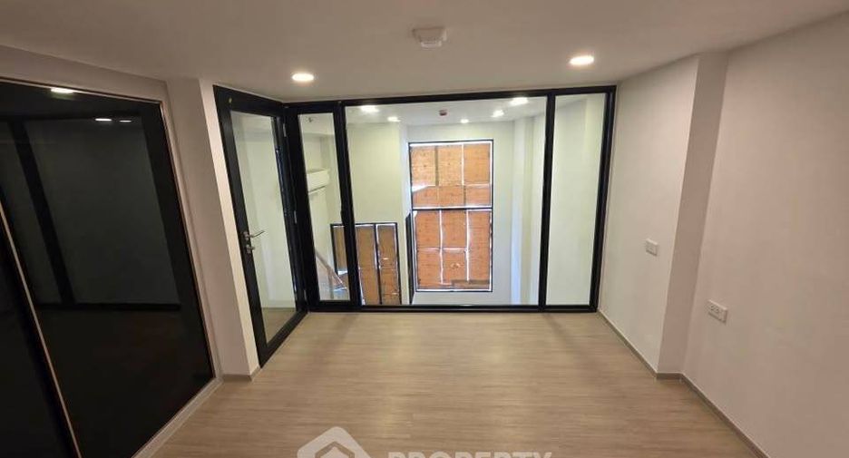Wohnung zum Kauf mit 1 Zimmer in Bangkok Noi, Bangkok