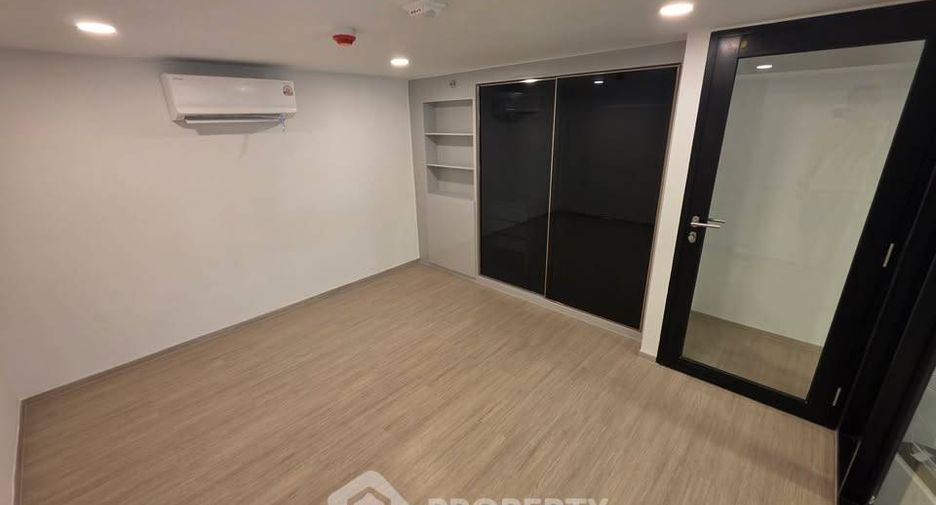 Wohnung zum Kauf mit 1 Zimmer in Bangkok Noi, Bangkok