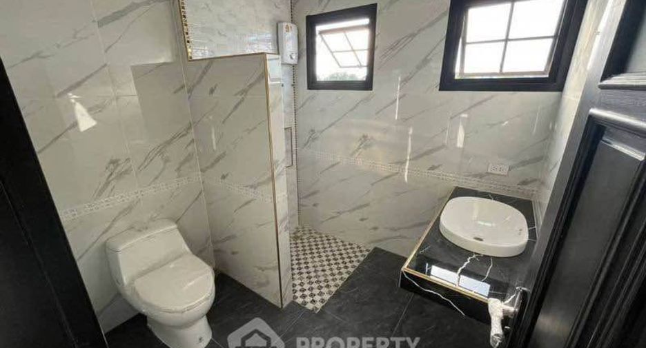 Haus zum Kauf mit 4 Zimmer in Mueang Chon Buri, Chonburi