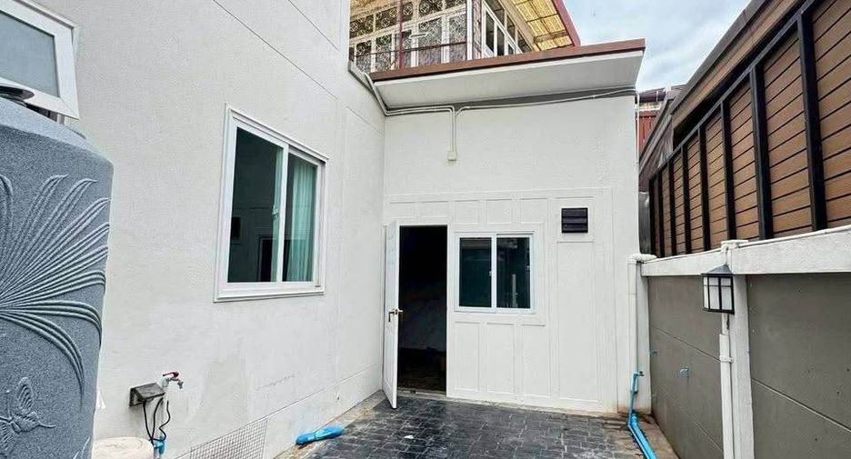Casa en venta de 4 habitaciones en Sattahip, Pattaya